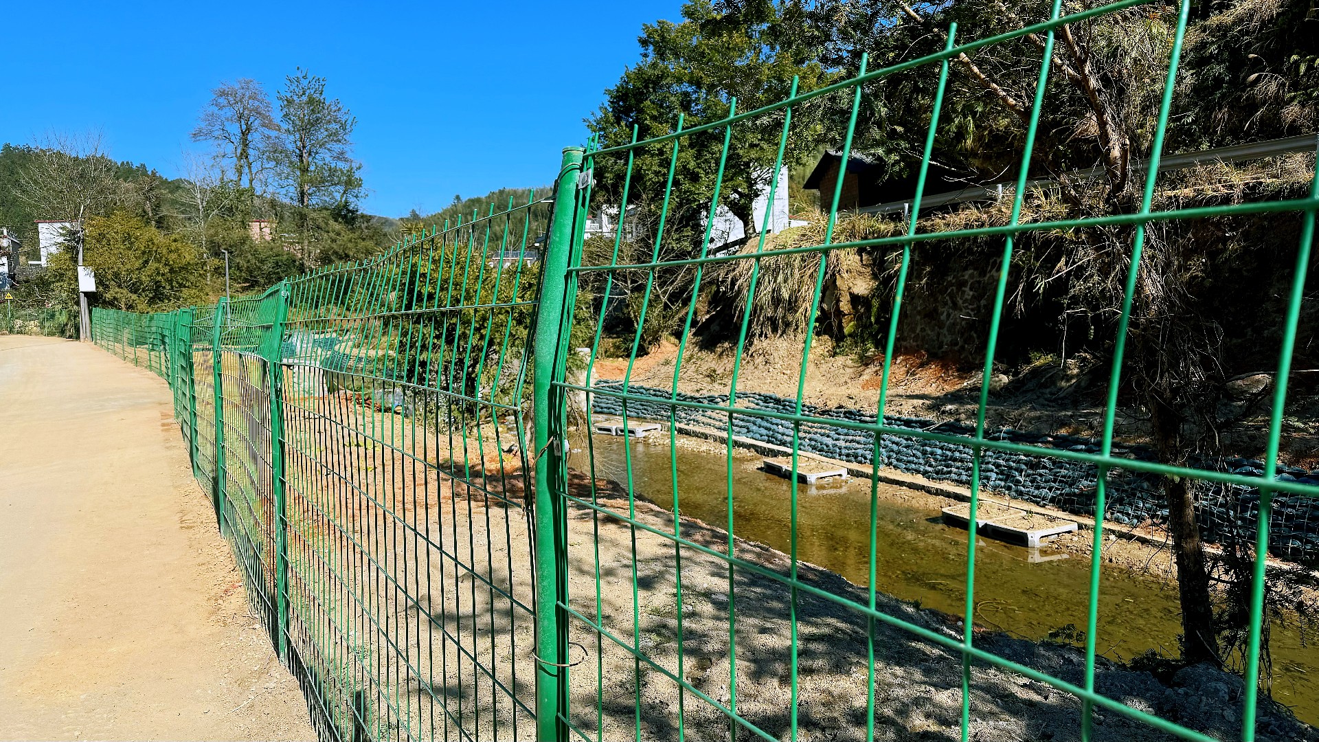 1721098401129635.jpg 1721098401129635.jpg